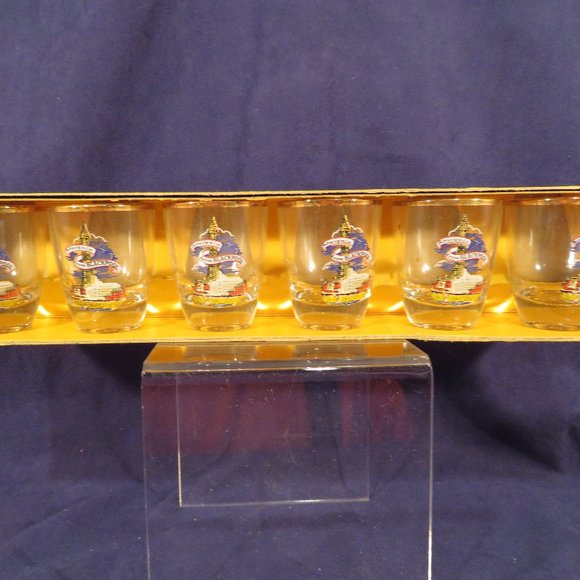 Vtg Set 6 Shot Glasses Blackpool England Souvenir in Original Box (153C) - Picture 5 of 6